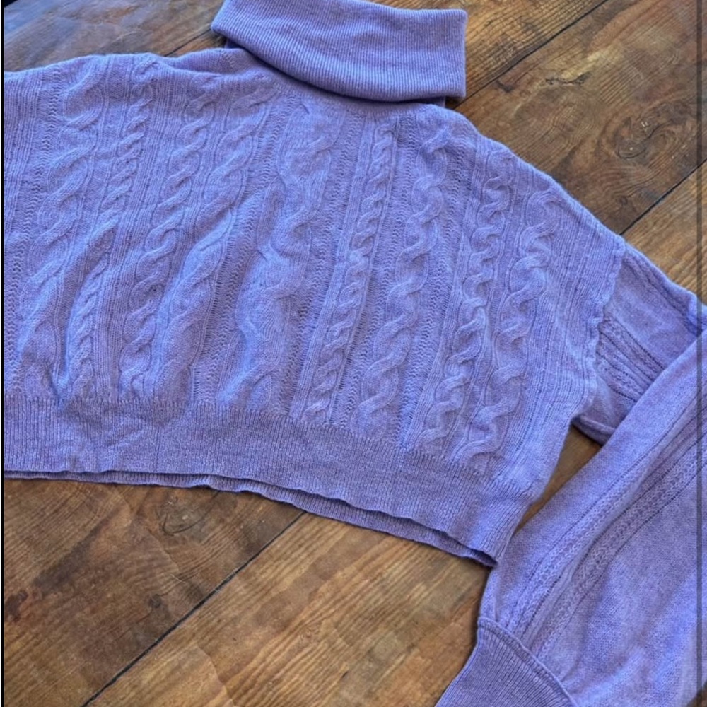 Free People Cashmere Blend Cable Knit Cropped Turtleneck Sweater Purple M Light - Picture 2 of 9